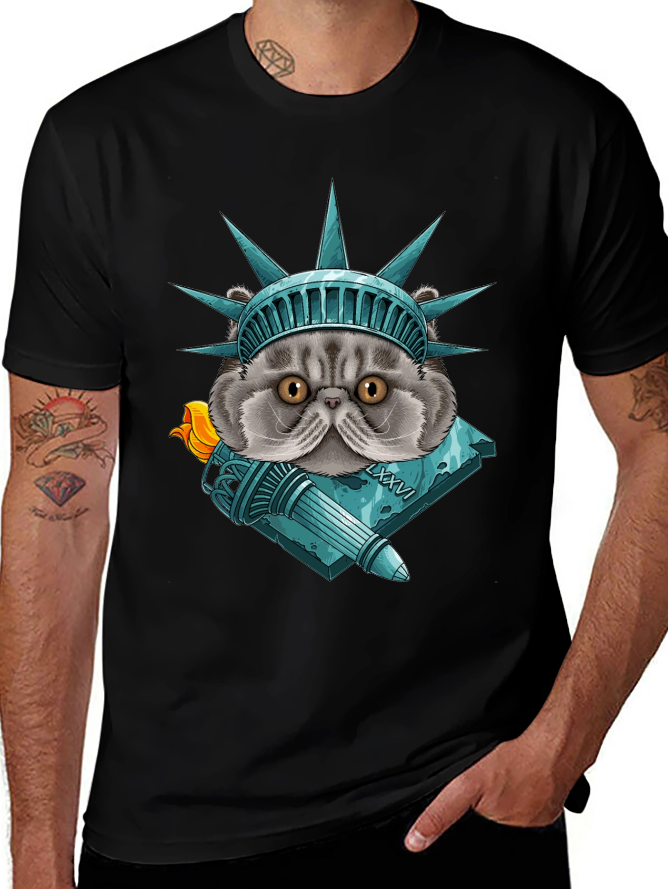 Statue of Liberty Cat Graphic T-Shirt