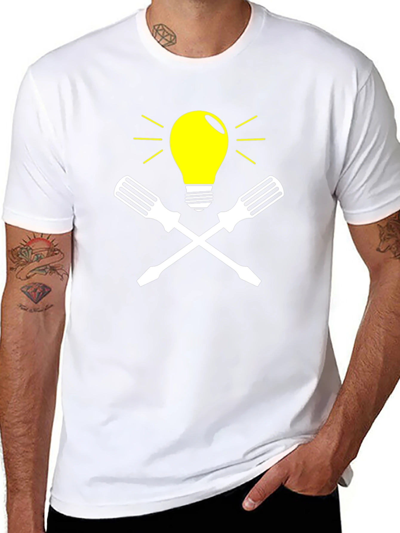 Electricians Idea T-Shirt - Lightbulb & Screwdrivers