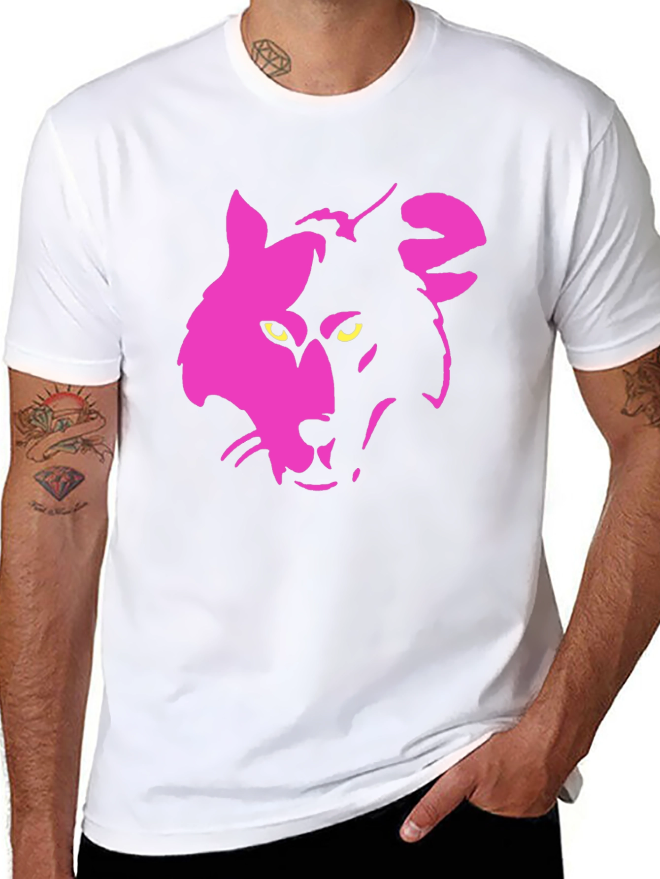 Two-Tone Wolf Graphic Tee - Stylish Casual Wear