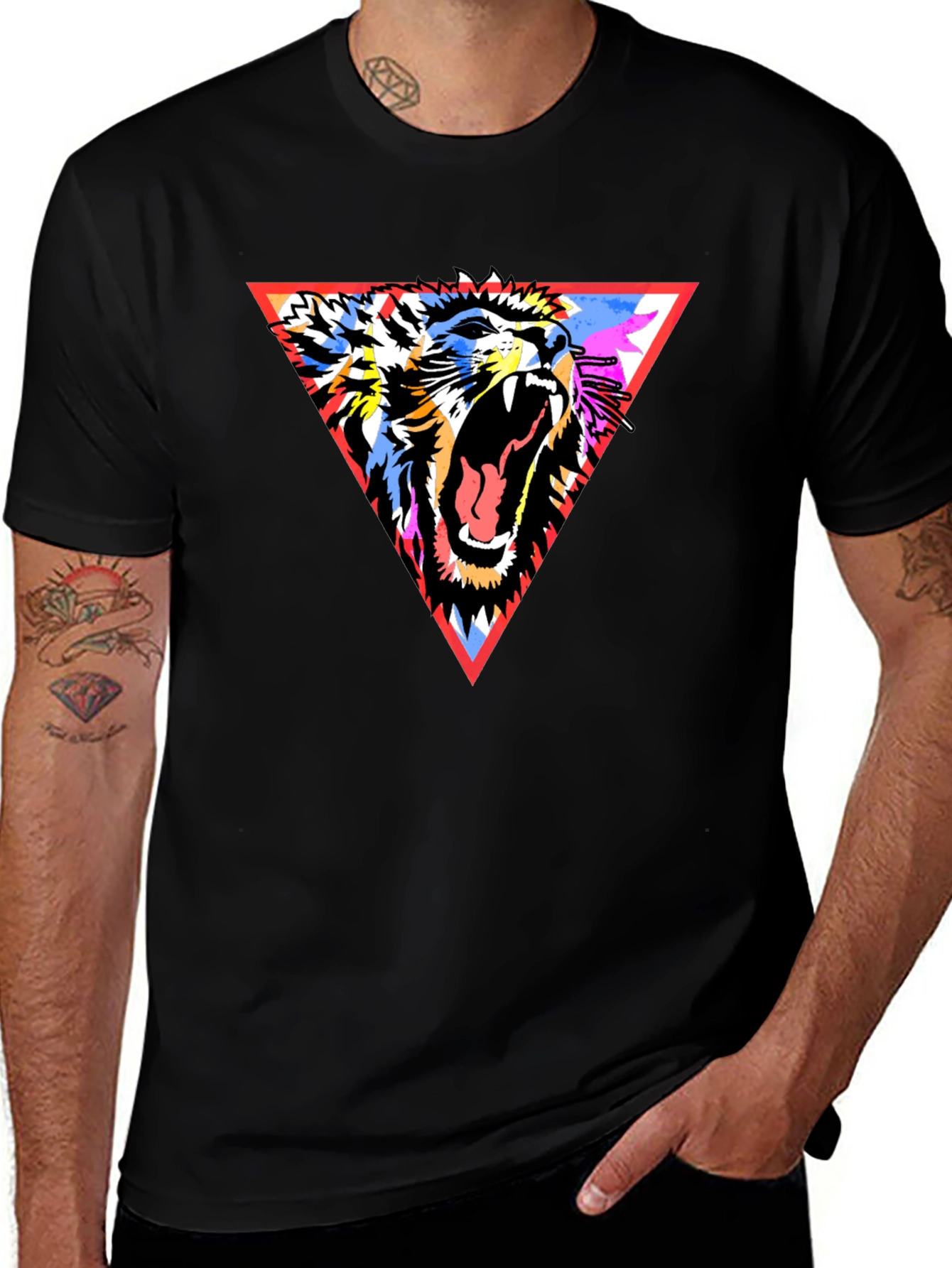 Lion Triangle Graphic Print Black T-Shirt