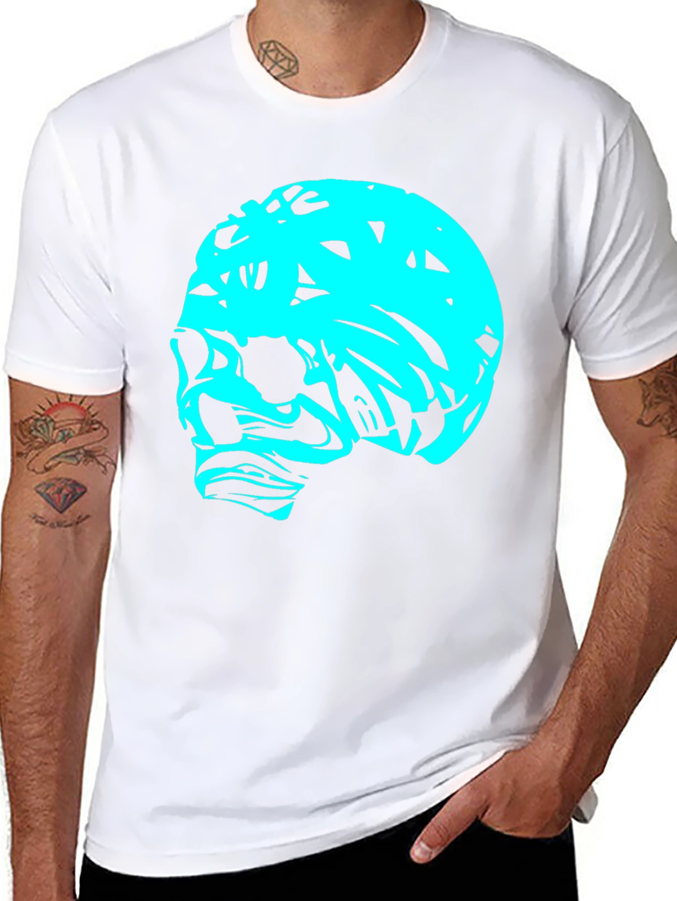 Edgy Skull Graphic Tee - Black Cotton T-Shirt