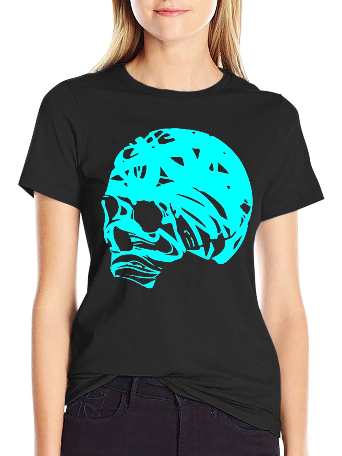 Edgy Skull Graphic Tee - Black Cotton T-Shirt